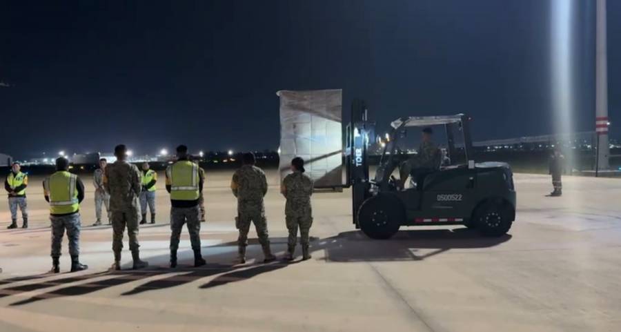 Sedena envía segundo cargamento de ayuda humanitaria a Colombia tras terremoto