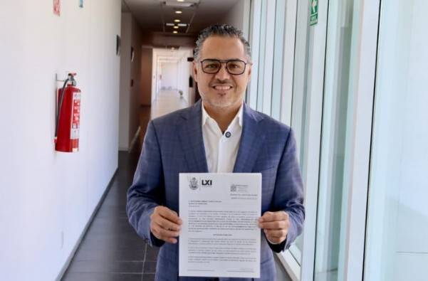 Proponen obligar a estacionamientos de Querétaro a aceptar tarjetas