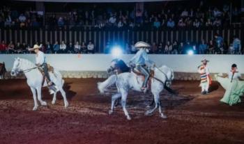 Mexican&iacute;simo: teatro ecuestre que recorre la historia de M&eacute;xico