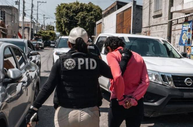 Cateos en Querétaro dejan cinco detenidos y drogas aseguradas