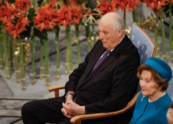 El rey Harald de Noruega, de 89 a&ntilde;os, es hospitalizado y recibe baja m&eacute;dica de dos semanas