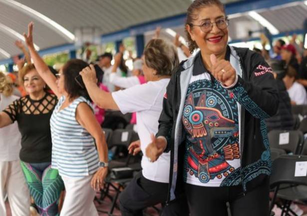 De la natación al ajedrez: 350 adultos mayores compiten en Corregidora