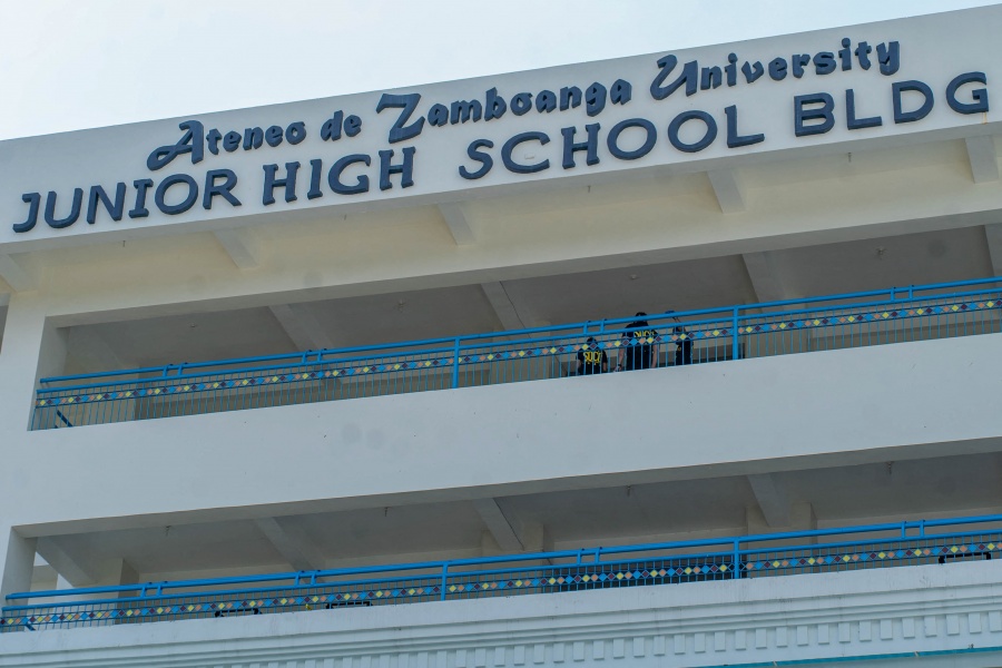 Estudiante muere en tiroteo transmitido en vivo en colegio de Filipinas