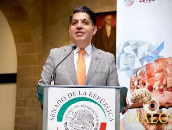 Senador Emmanuel Reyes llama a privilegiar la v&iacute;a institucional y el respeto a la legalidad rumbo a 2027
