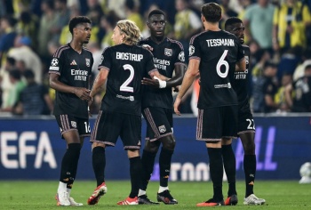 Lyon empata 1-1 con Fenerbahce en ida de playoff de acceso a Champions