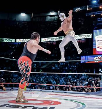 M&iacute;stico y Averno desataron una guerra que eleva la tensi&oacute;n rumbo al 93 Aniversario del CMLL.