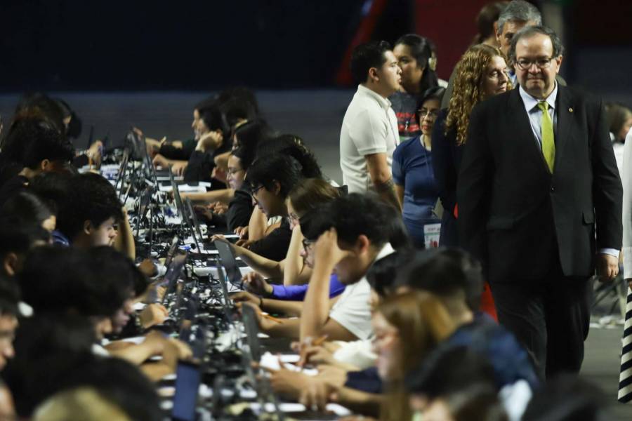 UNAM detecta 22 intentos de trampa en examen presencial de control
