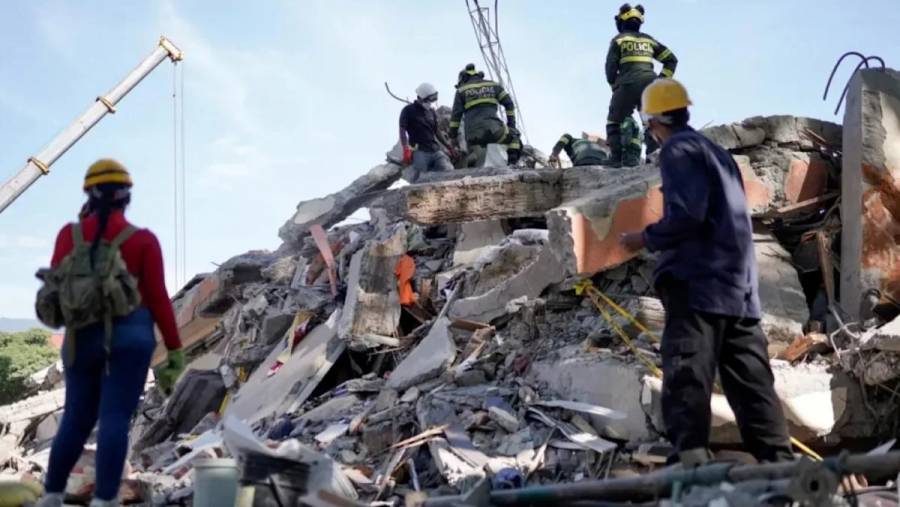 Colombia eleva a 314 las víctimas mortales por terremoto de magnitud 7.4