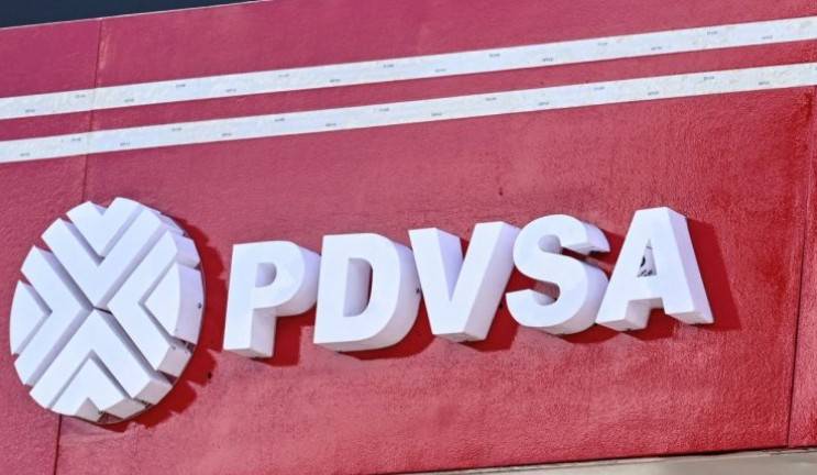 Venezuela firma acuerdos con Hunt Oil y SLB para elevar producción