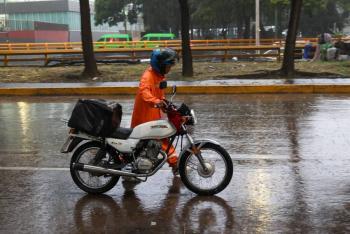 CDMX tendr&aacute; lluvias y ambiente c&aacute;lido durante este jueves