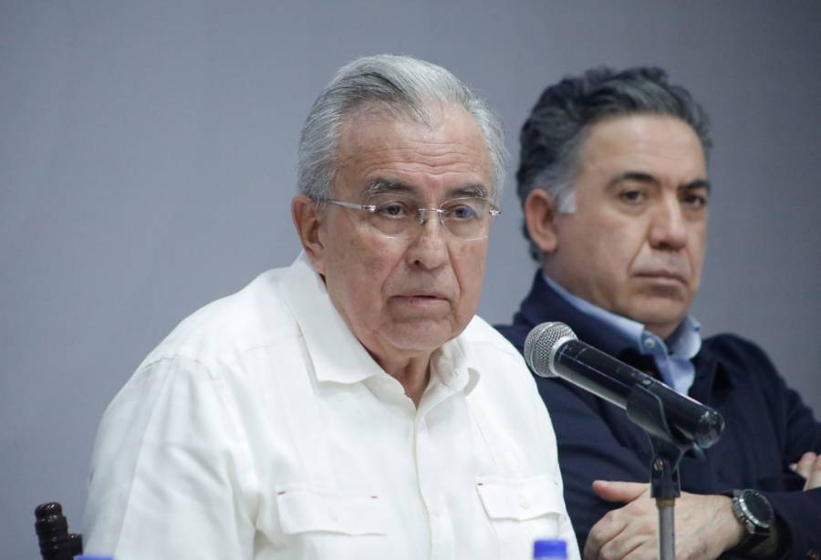 Rubén Rocha Moya vuelve a la gubernatura de Sinaloa tras 112 días de licencia