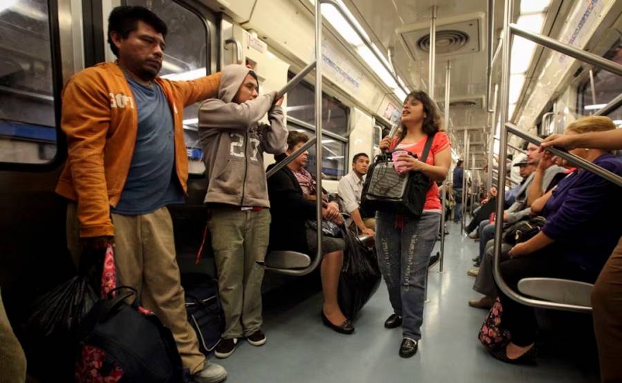 Metro endurece controles a locales y descarta operativos contra vagoneros