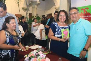 Presenta IEEPO libro de V&iacute;ctor Ter&aacute;n para fortalecer educaci&oacute;n intercultural