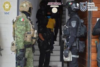 FGJ detiene a 60 polic&iacute;as capitalinos por delitos de alto impacto