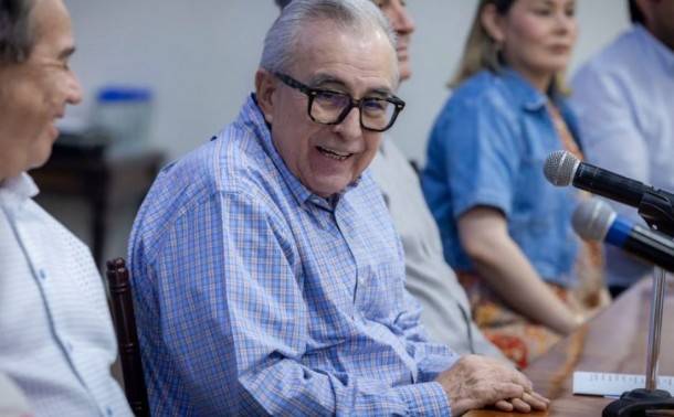 Su barrio no lo respaldó; Rocha Moya vuelve a pedir licencia