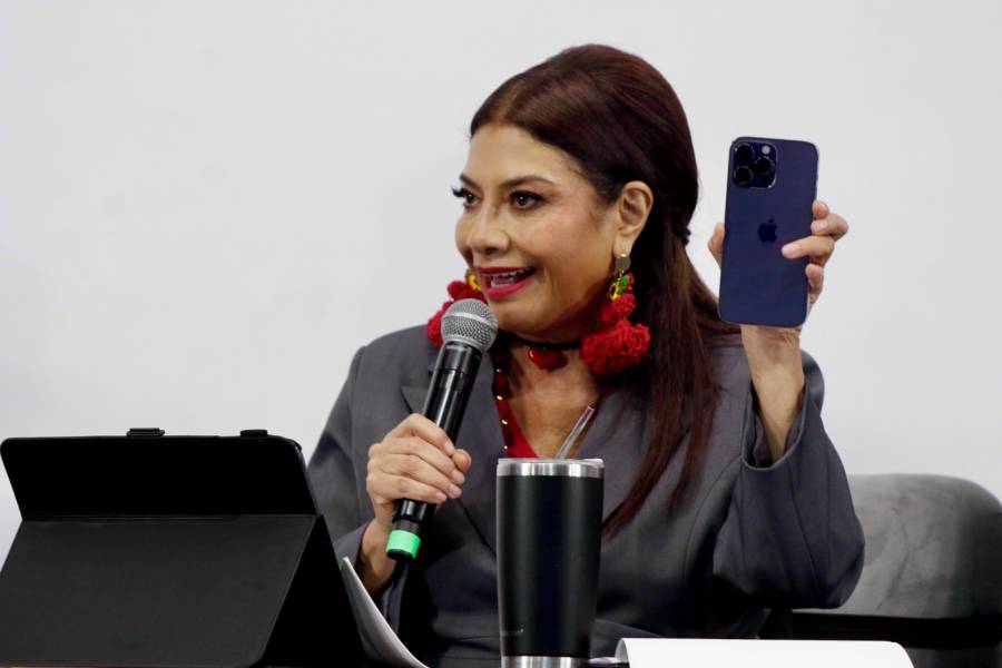 Llama Clara Brugada a un Pacto Digital que Proteja a Infancias y Adolescencias; la Ciudad de México está lista para Regular el uso de celulares en escuelas públicas