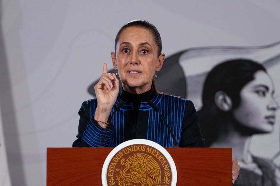 Sheinbaum pide a la UNAM reducir burocracia y fortalecer docencia e investigación