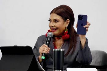 Llama Clara Brugada a un Pacto Digital que Proteja a Infancias y Adolescencias la Ciudad de Meacutexico estaacute lista para Regular el uso de celulares en escuelas puacuteblicas