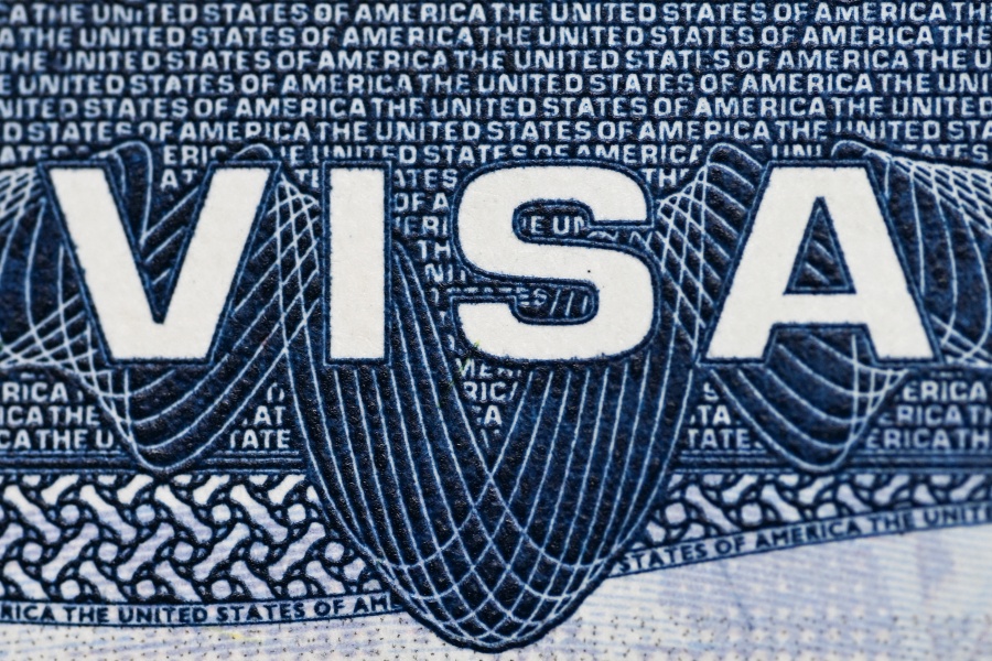 EEUU revocará visas de miles de solicitantes de asilo