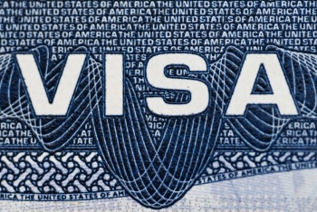 EEUU revocar&aacute; visas de miles de solicitantes de asilo