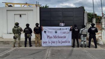 Aseguran arsenal y drogas en casa de seguridad de “El T&iacute;o Lako” en Michoac&aacute;n