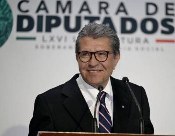 Morena no debe confiarse rumbo a 2027; Monreal llama a aspirantes a evitar rupturas