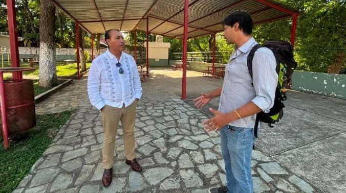 Secretario de Cultura visita Semillero Creativo de Circo Social en Coxcatlán