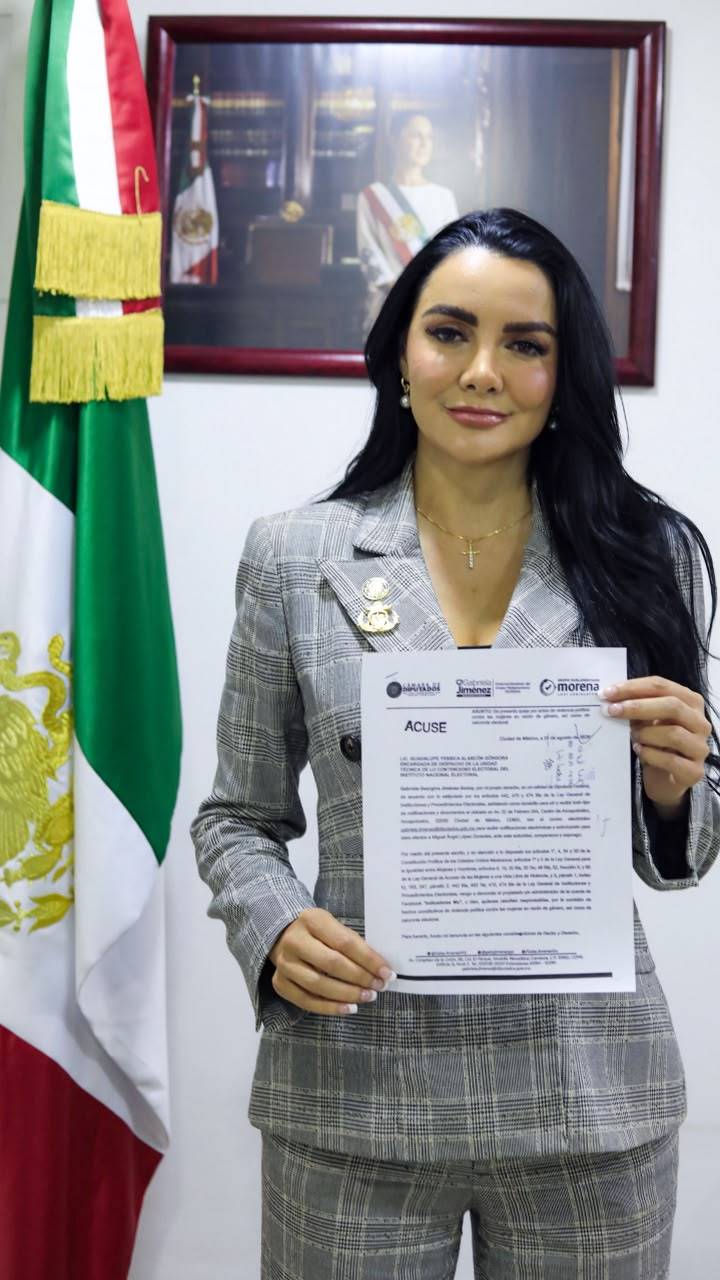 Gabriela Jiménez acude al INE por presunta violencia política de género y calumnia electoral