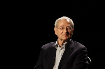 Murioacute Peter Nadas una de las grandes voces de la narrativa huacutengara