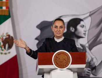 Sheinbaum respalda restricciones al uso de celulares en planteles educativos
