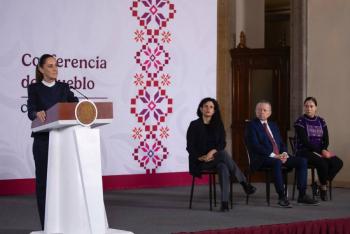 Sheinbaum plantea regular uso de celulares en escuelas y regresar al papel y l&aacute;piz