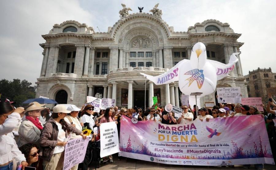 Gobierno capitalino respalda debate de la ‘Ley Trasciende’ en el marco de la marcha por la legalización de la eutanasia