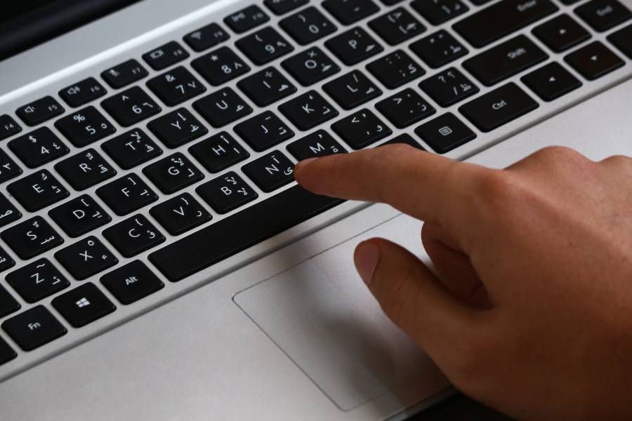 Tres herramientas oficiales y gratuitas permiten verificar en minutos si una plataforma de préstamos digitales está regulada
