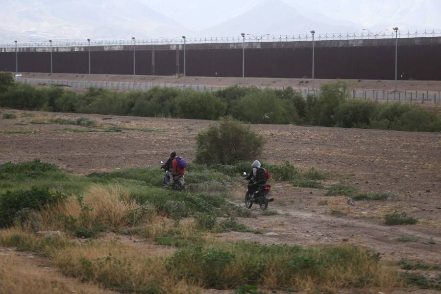 Migrantes enfrentan “muro virtual” en México antes de llegar a EE.UU.