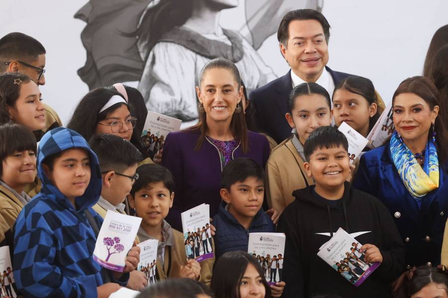 Docentes respaldan establecer reglas para el uso de celulares en escuelas
