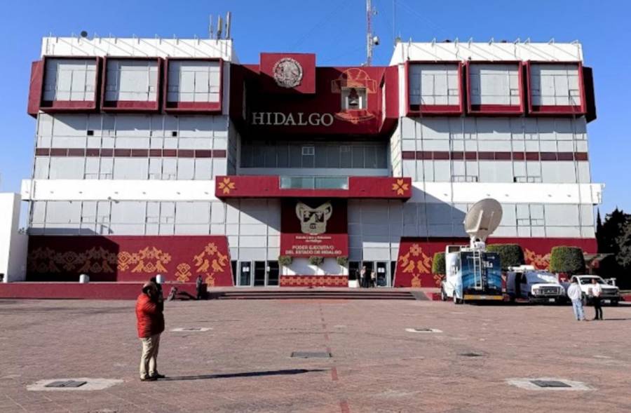Morenistas de Hidalgo cuestionan cabildeos en el Senado para adelantar agenda electoral
