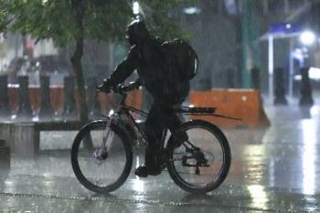 Prev&eacute;n chubascos y fuertes rachas de viento este mi&eacute;rcoles en CDMX