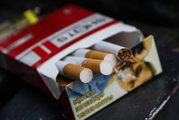 Autoridades decomisan m&aacute;s de cinco millones de cigarros en el AICM