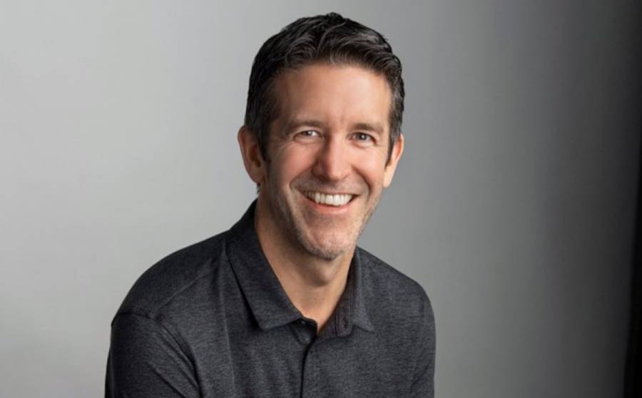John Ternus asume como nuevo CEO de Apple con legado de innovación en patentes