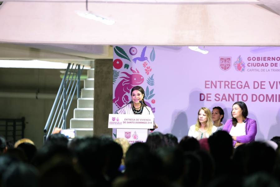 Duplicó Clara Brugada a 9 mil millones de pesos presupuesto de vivienda