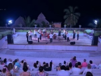 Camerata de la Orquesta Filarm&oacute;nica de Acapulco lleva m&uacute;sica guerrerense a Ixtapa-Zihuatanejo