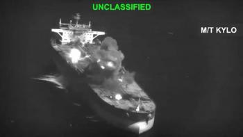 Estados Unidos destruye tres petroleros iran&iacute;es tras ataque fallido contra buques de guerra