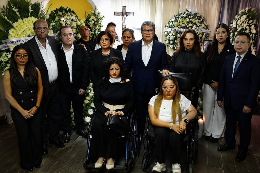 Ricardo Monreal y diputados morenistas despiden a diputado Zenyazen Escobar en Veracruz; expresan condolencias a su familia