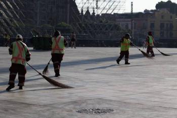 Z&oacute;calo capitalino permanece despejado previo a las celebraciones patrias