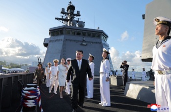 Corea del Norte afirma que su marina tendr&aacute; armas nucleares