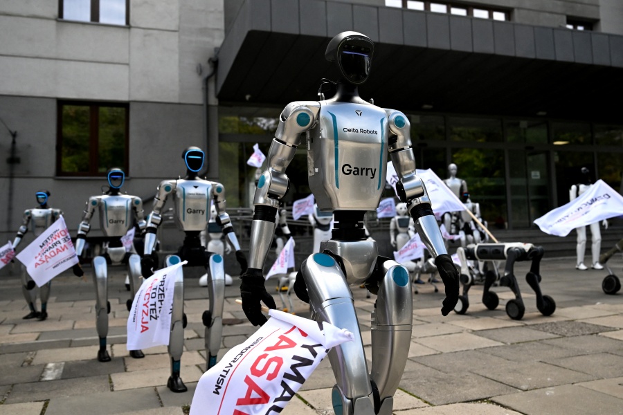 Decenas de robots 