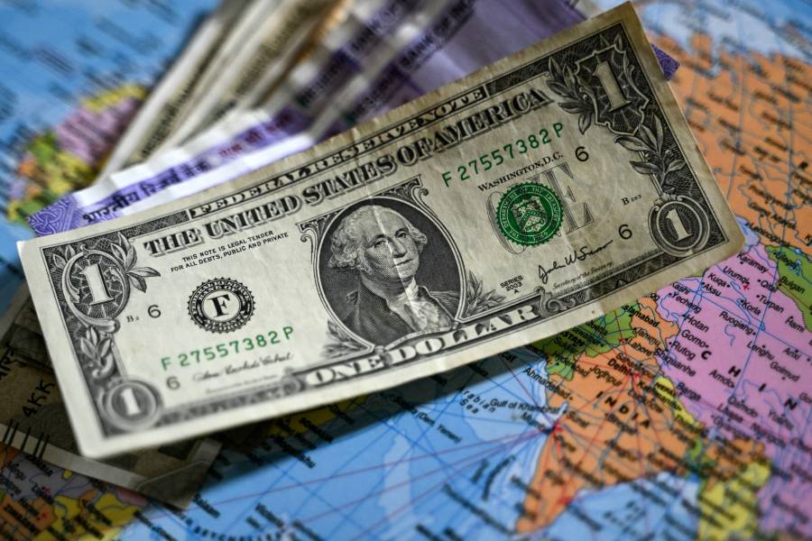 Peso mexicano conserva una posición favorable ante el dólar 