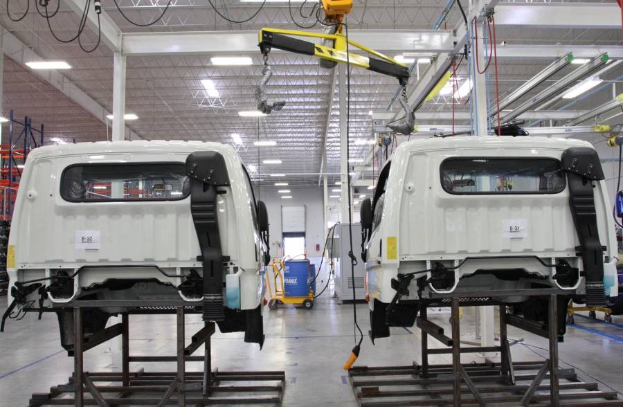 Producci&oacute;n automotriz en M&eacute;xico registra descenso durante agosto pese al aumento de exportaciones