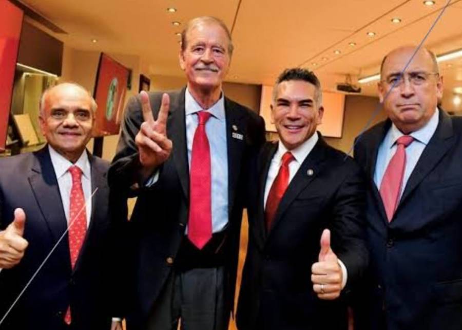 Sheinbaum critica acercamiento entre Fox y 