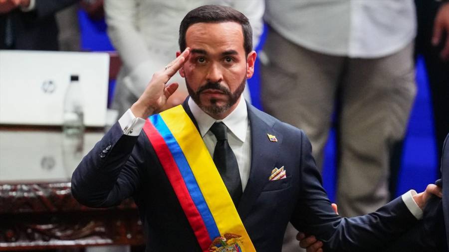 Colombia levanta suspensión de permisos para porte de armas de fuego    